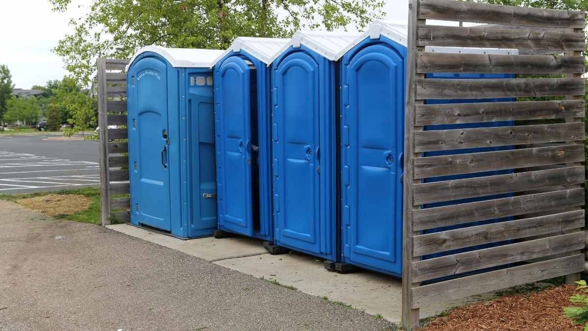 Porta Potty Rental Pros - Reliable Portable Toilet Rentals in Woodland, MI, 48897